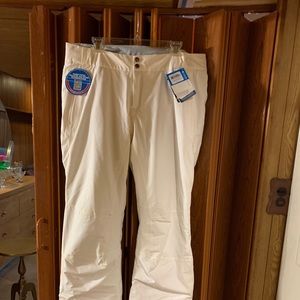 Women’s snow pants